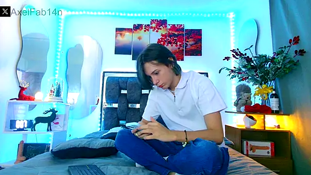 Snapshot of Alex_and_Fabian chatting on 12.25.24 Alex and Fabian online show from 12.25.24