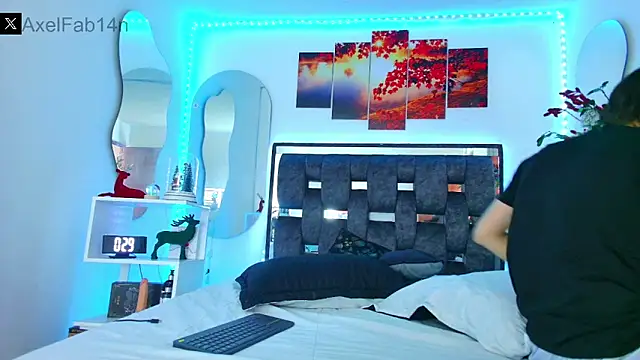 Snapshot of Alex_and_Fabian chatting on 01.15.25 Alex and Fabian online show from 01.15.25