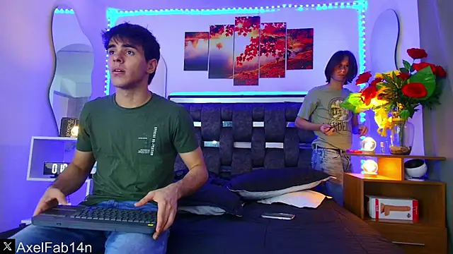 Snapshot of Alex_and_Fabian chatting on 02.02.25 Alex and Fabian online show from 02.02.25