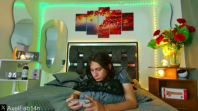 Snapshot of Alex_and_Fabian chatting on 02.11.25 Alex and Fabian online show from 02.11.25