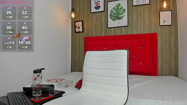 Snapshot of Hotkoljeixxx chatting on 12.06.24 Hotkoljeixxx online show from 12.06.24