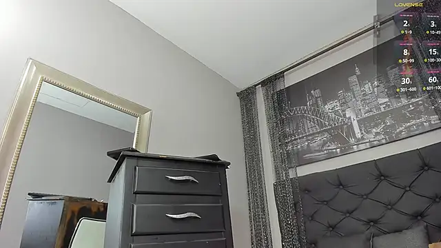 Snapshot of Hotkoljeixxx chatting on 01.09.25 Hotkoljeixxx online show from 01.09.25