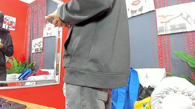 Snapshot of Hotkoljeixxx chatting on 03.08.25 Hotkoljeixxx online show from 03.08.25