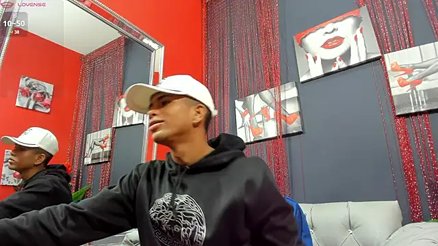 Snapshot of Hotkoljeixxx chatting on 03.09.25 Hotkoljeixxx online show from 03.09.25