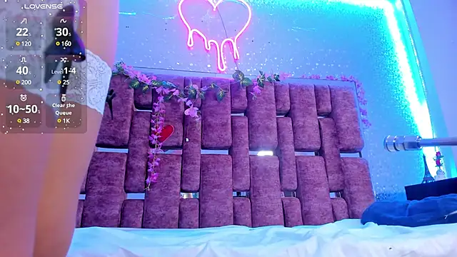 AlessiaDouce online show from 03.11.25