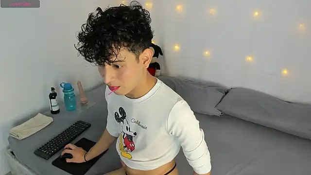 Benjamin Buster online show from 12.12.24