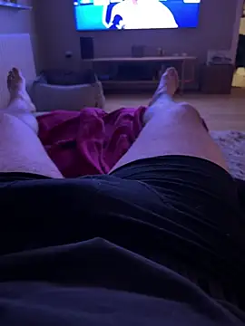 Snapshot of danishcock2 chatting on 03.04.25 danishcock2 online show from 03.04.25