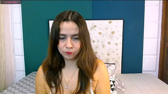 Snapshot of Heidy_Wells chatting on 01.27.25 Heidy Wells online show from 01.27.25