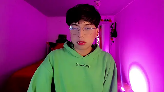 AnggelONfiree online show from 11.11.25