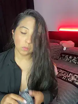 Snapshot of Isa_bel chatting on 03.13.25 Isa bel online show from 03.13.25