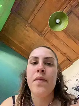 Snapshot of isadelasestrellas chatting on 09.09.25 isadelasestrellas online show from 09.09.25