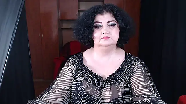 Snapshot of _MissJ_ chatting on 01.25.25 MissJ online show from 01.25.25