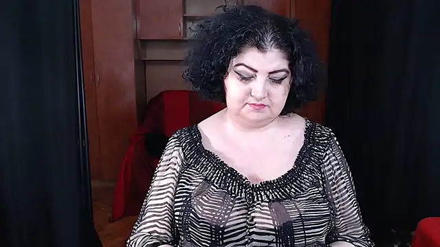 Snapshot of _MissJ_ chatting on 01.29.25 MissJ online show from 01.29.25
