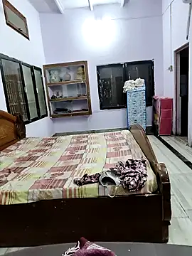 Snapshot of priya_sharma02 chatting on 10.19.25 priya sharma02 online show from 10.19.25