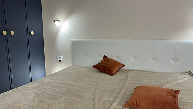 oypo online show from 11.28.25