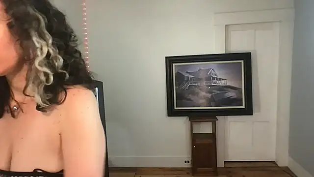 BonfireBonnie online show from 09.25.25