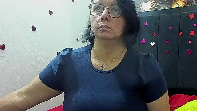Evaaross 2345 online show from 05.21.26