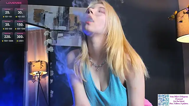 DaisyElmers online show from 12.14.24