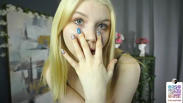 DaisyElmers online show from 02.21.25