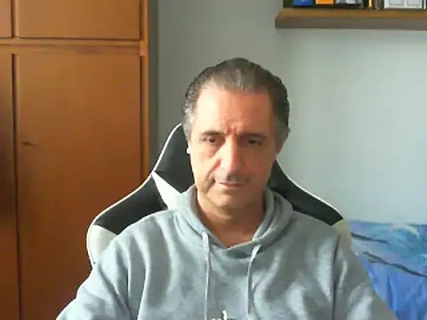 lliuk70mi online show from 02.12.25