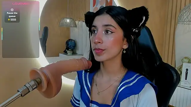 Snapshot of zia_cooper chatting on 02.16.25 zia cooper online show from 02.16.25