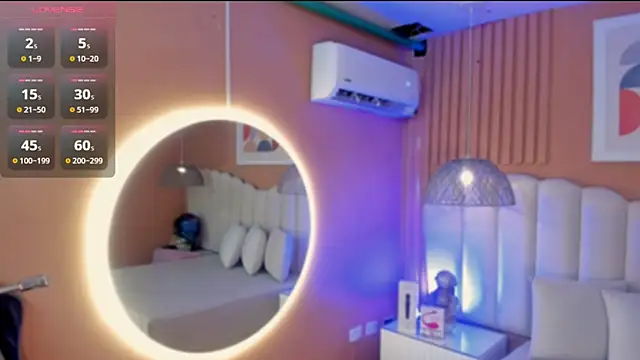 Snapshot of zia_cooper chatting on 09.12.25 zia cooper online show from 09.12.25