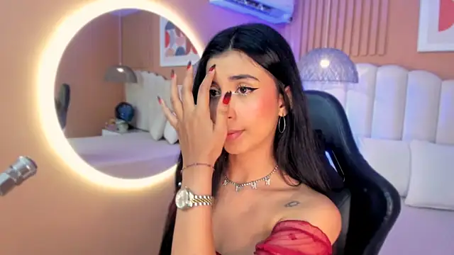 Snapshot of zia_cooper chatting on 09.16.25 zia cooper online show from 09.16.25