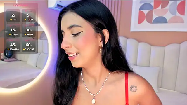 Snapshot of zia_cooper chatting on 10.01.25 zia cooper online show from 10.01.25