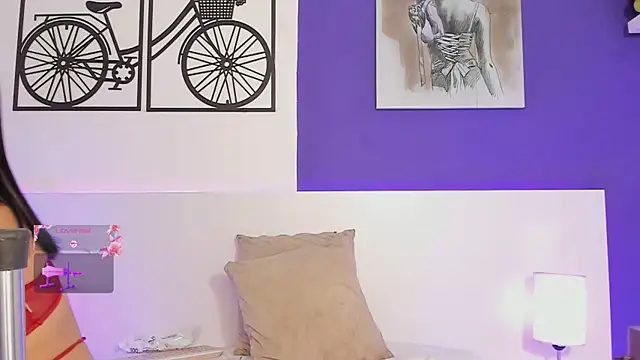 Izzy bellx online show from 03.21.25