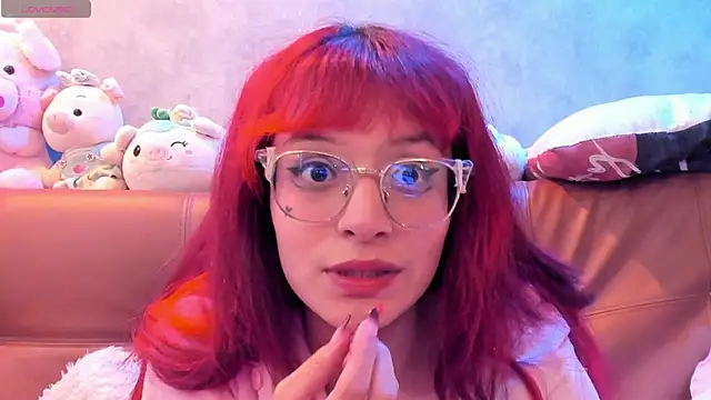 Snapshot of RedMeloddy chatting on 02.02.26 RedMeloddy online show from 02.02.26