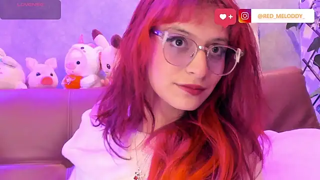 Snapshot of RedMeloddy chatting on 02.11.26 RedMeloddy online show from 02.11.26