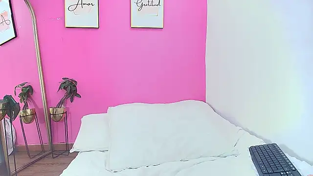 littleebonymommy online show from 03.15.25