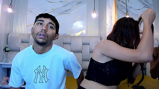 Annyeli online show from 10.14.25