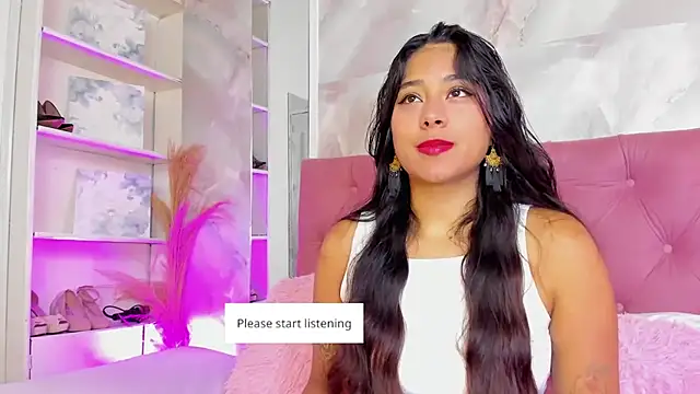 AnnaQueen  online show from 10.13.25