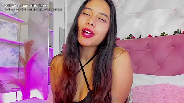 AnnaQueen  online show from 10.25.25