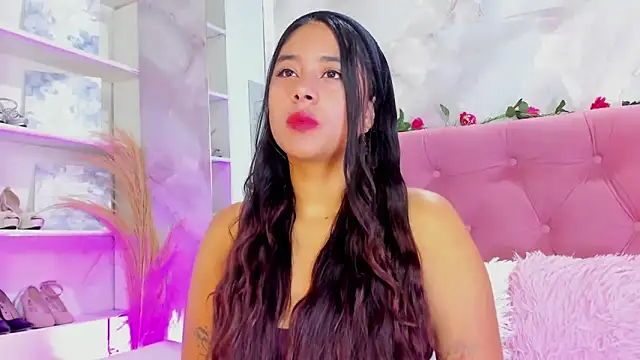 AnnaQueen  online show from 11.01.25