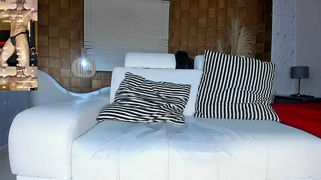 Snapshot of Cristhian_Evans chatting on 03.18.25 Cristhian Evans online show from 03.18.25