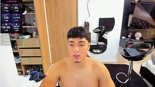 Snapshot of Cristhian_Evans chatting on 09.21.25 Cristhian Evans online show from 09.21.25