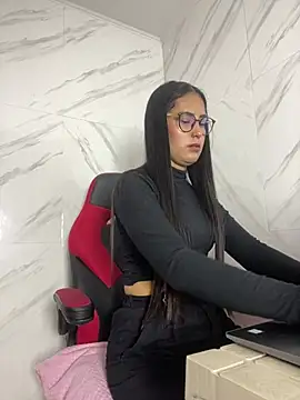CAM 21X online show from 03.13.25