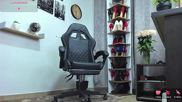 SophieBaker   online show from 03.07.26