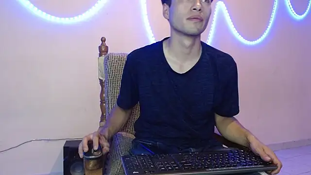 nolanjay  online show from 03.11.25