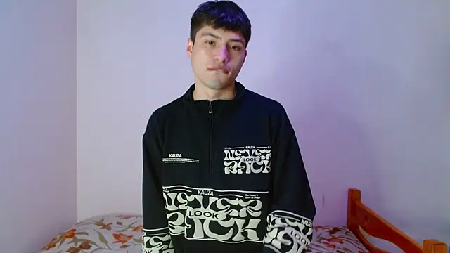 nolanjay  online show from 09.24.25