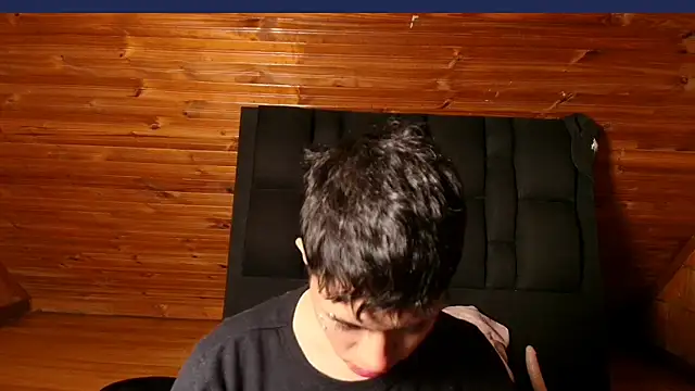 Snapshot of Justyn_Ross chatting on 10.15.25 Justyn Ross online show from 10.15.25