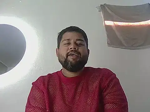 Snapshot of GABRIELGARCIA1313 chatting on 06.18.26 GABRIELGARCIA1313 online show from 06.18.26