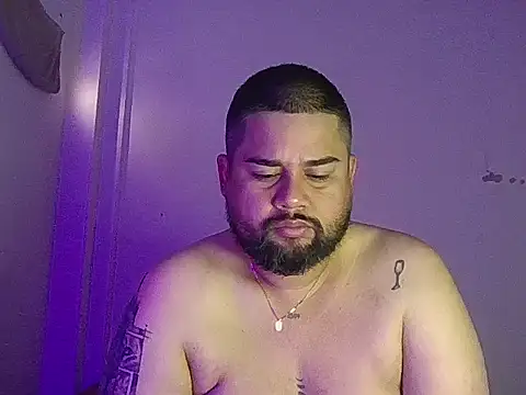 Snapshot of GABRIELGARCIA1313 chatting on 08.08.26 GABRIELGARCIA1313 online show from 08.08.26