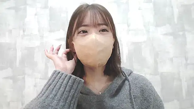 Snapshot of LOVE_MOMO_LOVE chatting on 12.29.24 LOVE MOMO LOVE online show from 12.29.24
