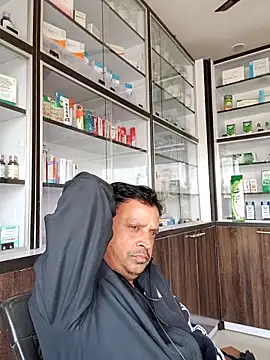 Raj1043 online show from 12.02.25