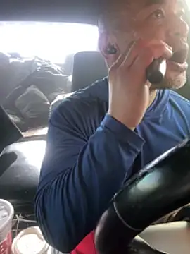 EatMyCake831 online show from 12.17.25