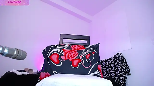 paola ferreira online show from 12.28.24