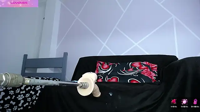 Snapshot of paola_ferreira chatting on 10.13.25 paola ferreira online show from 10.13.25